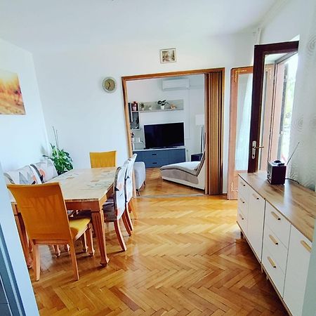 Apartment Mlija Omiš Esterno foto