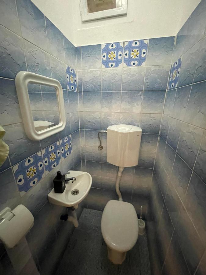 Apartment Mlija Omiš Esterno foto
